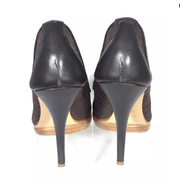 Longchamp Perforated  Leather Heels 40 US 9.5/10